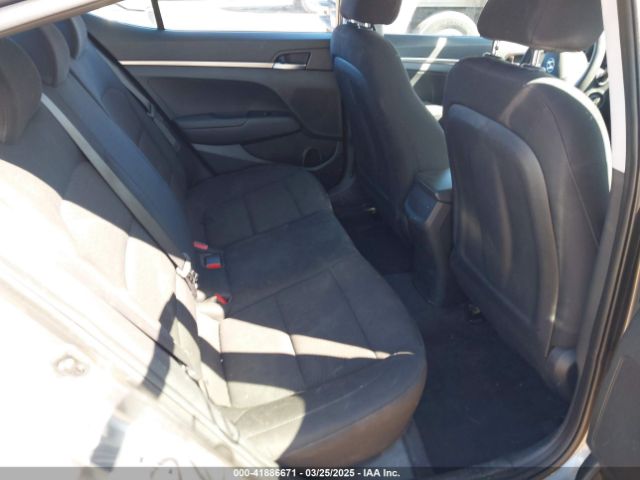 5NPD74LF2KH470587 Hyundai ELANTRA SE