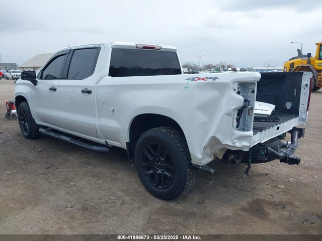 1GCPYBEK0MZ338027 Chevrolet Silverado 1500 4wd  Short Bed Custom/custom