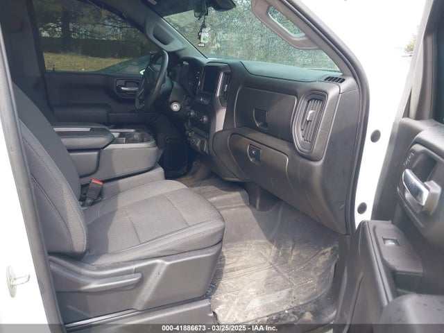 1GCPYBEK0MZ338027 Chevrolet Silverado 1500 4wd  Short Bed Custom/custom