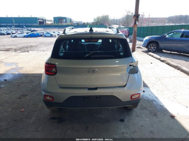 KMHRC8A37NU199579 Hyundai Venue Sel