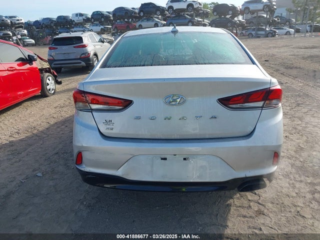 Hyundai SONATA SE 2019 5NPE24AF9KH771640 Image 16