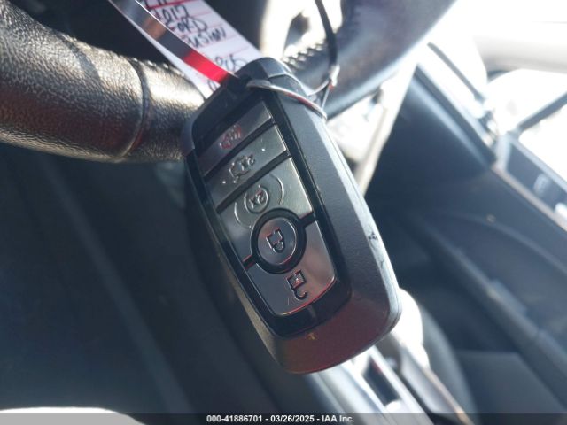 3FA6P0PUXHR107217 Ford Fusion Energi Se Luxury
