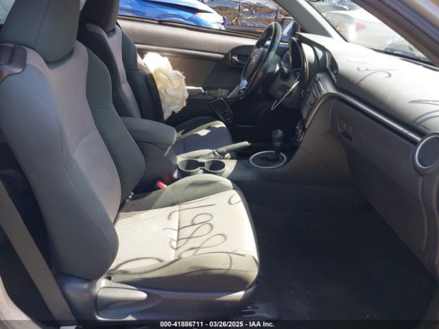 JTKJF5C70E3083839 Scion TC