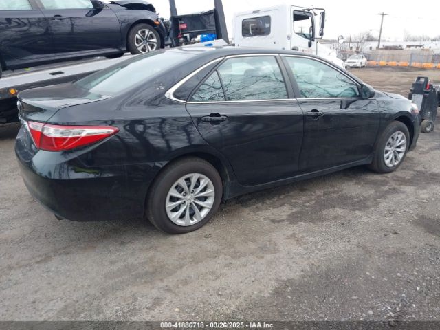 4T1BD1FK7FU163723 Toyota Camry Hybrid Le