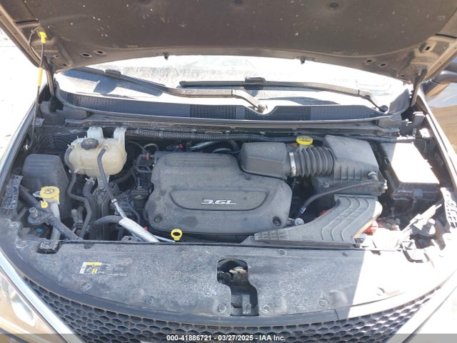 2C4RC1BGXJR356199 Chrysler Pacifica Touring L
