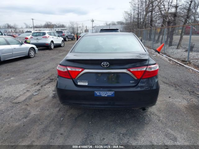 4T1BD1FK3FU164092 Toyota Camry Hybrid Le