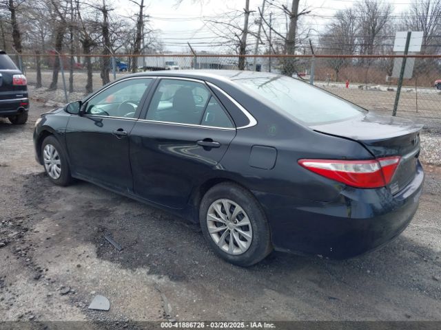 4T1BD1FK3FU164092 Toyota Camry Hybrid Le