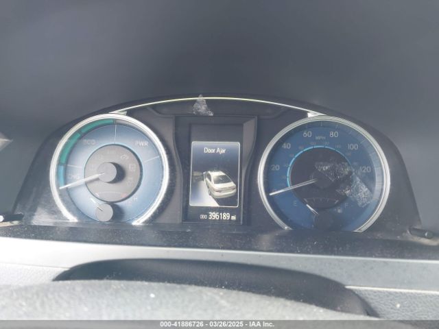 4T1BD1FK3FU164092 Toyota Camry Hybrid Le