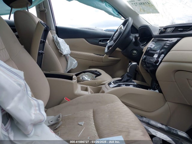 JN8AT2MV2HW273354 Nissan ROGUE S