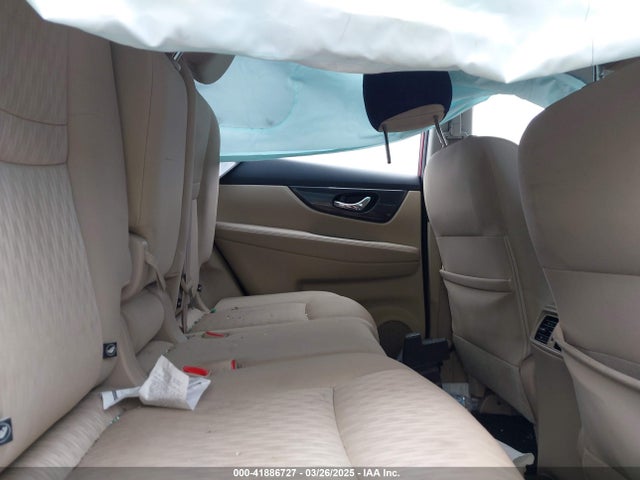 JN8AT2MV2HW273354 Nissan ROGUE S