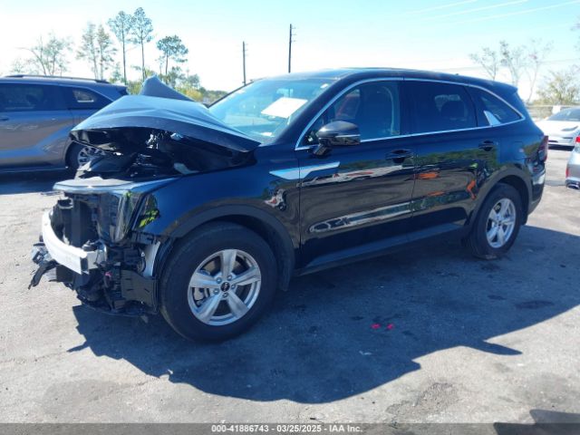 5XYRG4JC2SG355011 KIA SORENTO LX
