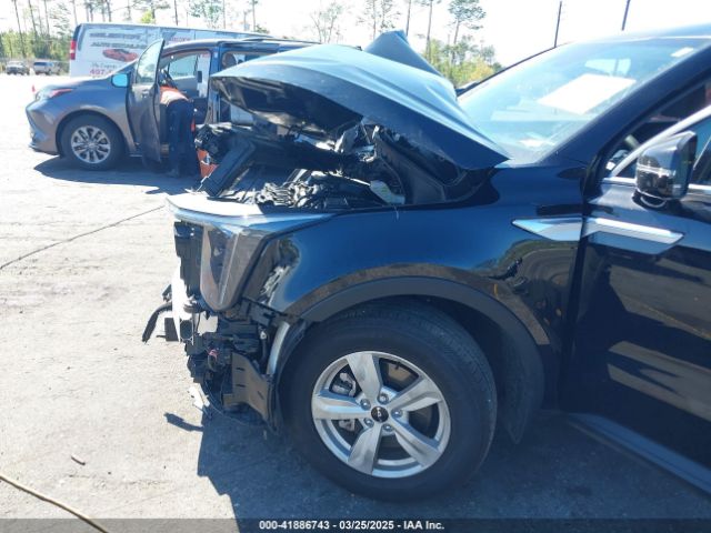 5XYRG4JC2SG355011 KIA SORENTO LX
