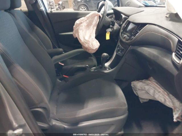 3GNCJNSB8LL146506 Chevrolet Trax Awd Ls