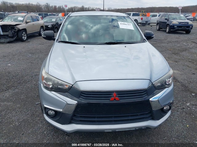 JA4AP3AU5HZ044273 Mitsubishi Outlander Sport 2.0 Le