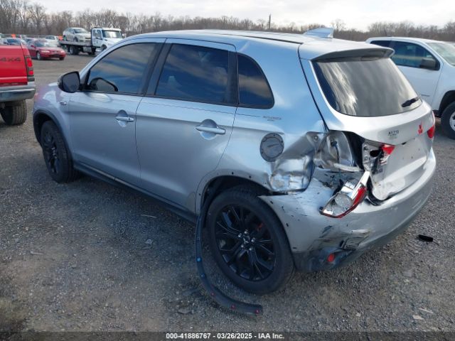 2017 MITSUBISHI OUTLANDER SPORT JA4AP3AU5HZ044273 Photo 2