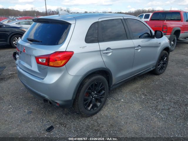 2017 MITSUBISHI OUTLANDER SPORT JA4AP3AU5HZ044273 Photo 3