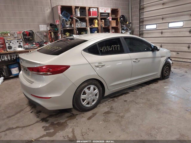 5NPD74LF6HH181110 Hyundai ELANTRA SE