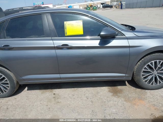 3VWC57BU0MM034396 Volkswagen Jetta 1.4t R-line/1.4t S/1.4t Se
