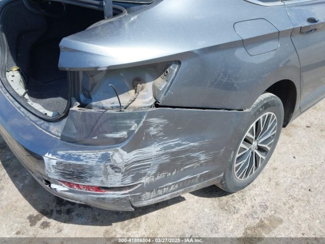 3VWC57BU0MM034396 Volkswagen Jetta 1.4t R-line/1.4t S/1.4t Se