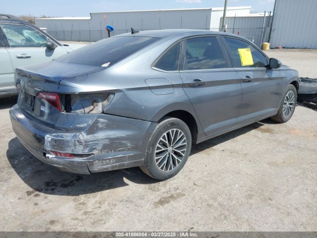 3VWC57BU0MM034396 Volkswagen Jetta 1.4t R-line/1.4t S/1.4t Se