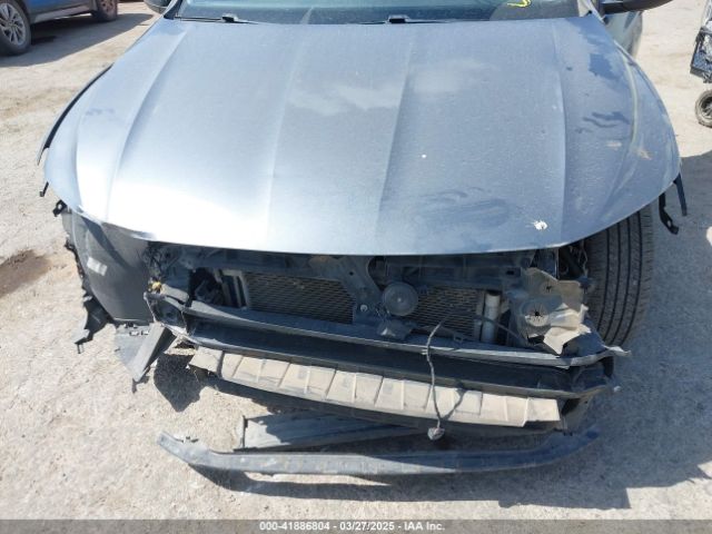 3VWC57BU0MM034396 Volkswagen Jetta 1.4t R-line/1.4t S/1.4t Se