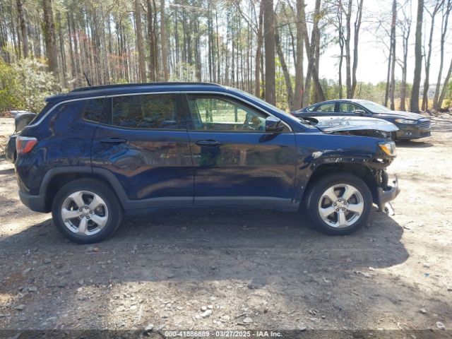 3C4NJDBB7HT679661 Jeep New Compass Latitude 4x4