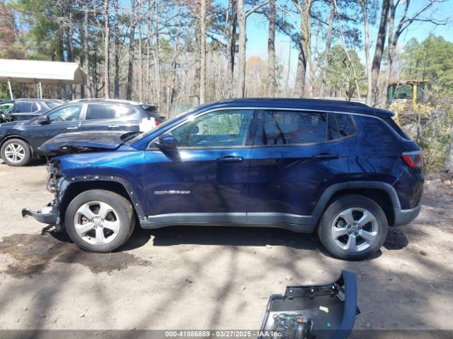 3C4NJDBB7HT679661 Jeep New Compass Latitude 4x4