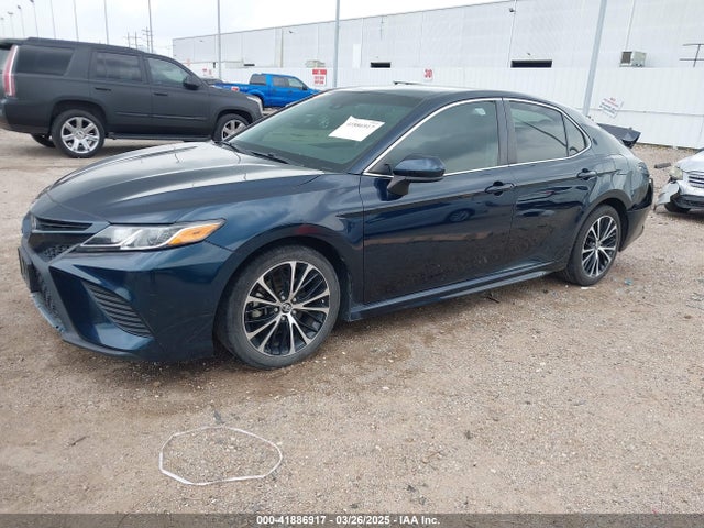4T1B11HK5KU682060 Toyota CAMRY SE