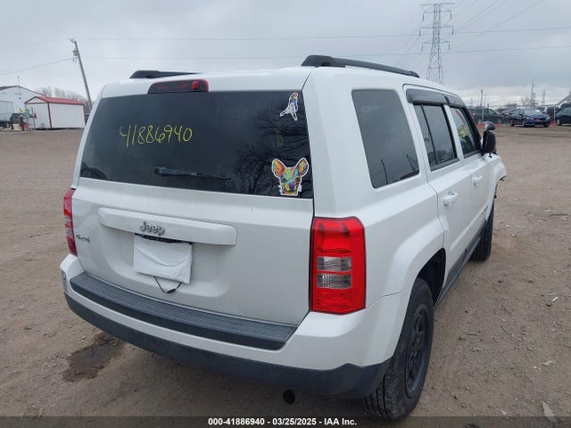 1C4NJRBB9ED852112 Jeep Patriot Sport