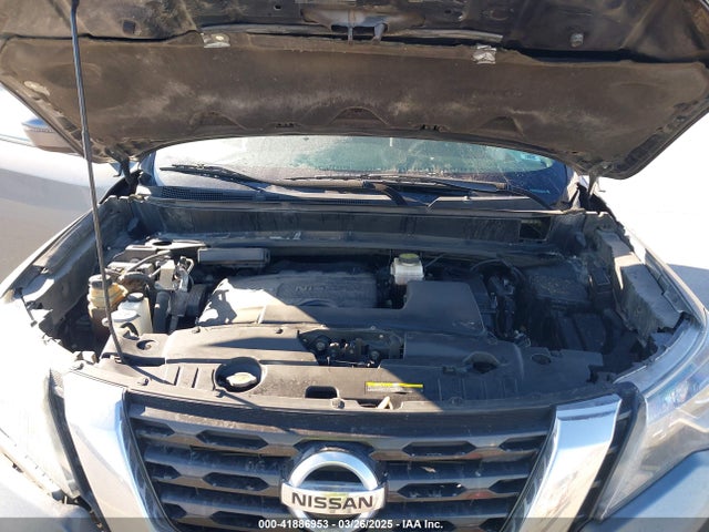 5N1DR2MM3JC637735 Nissan Pathfinder S