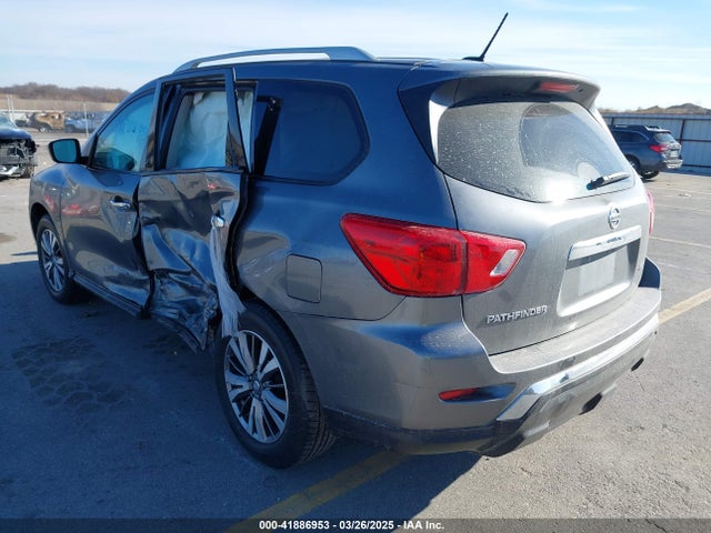 5N1DR2MM3JC637735 Nissan Pathfinder S