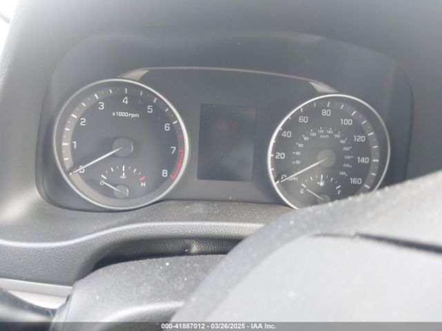 5NPD84LF2HH190951 Hyundai ELANTRA SE