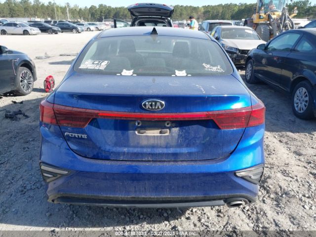 3KPF24AD8KE119776 KIA Forte Lxs