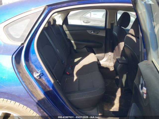 3KPF24AD8KE119776 KIA Forte Lxs
