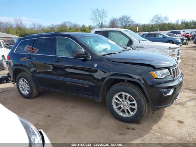 1C4RJFAG1JC146927 Jeep Grand Cherokee Laredo E 4x4
