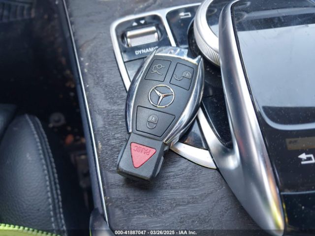 55SWF4JB8GU160119 Mercedes-Benz C 300 Luxury/sport