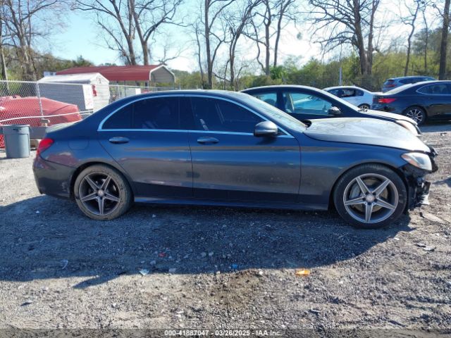 55SWF4JB8GU160119 Mercedes-Benz C 300 Luxury/sport