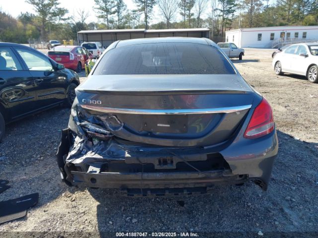 55SWF4JB8GU160119 Mercedes-Benz C 300 Luxury/sport