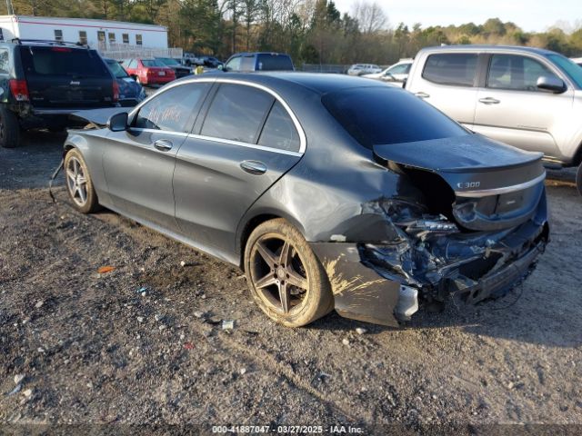 55SWF4JB8GU160119 Mercedes-Benz C 300 Luxury/sport