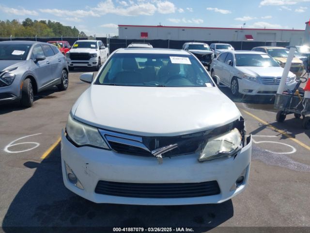 4T1BF1FK4EU420765 Toyota CAMRY XLE