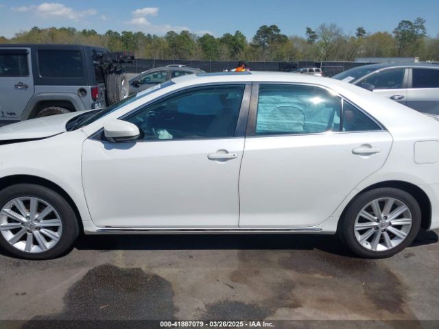 4T1BF1FK4EU420765 Toyota CAMRY XLE