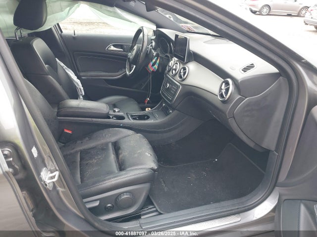 WDCTG4GB7GJ216689 Mercedes-Benz Gla 250 4matic