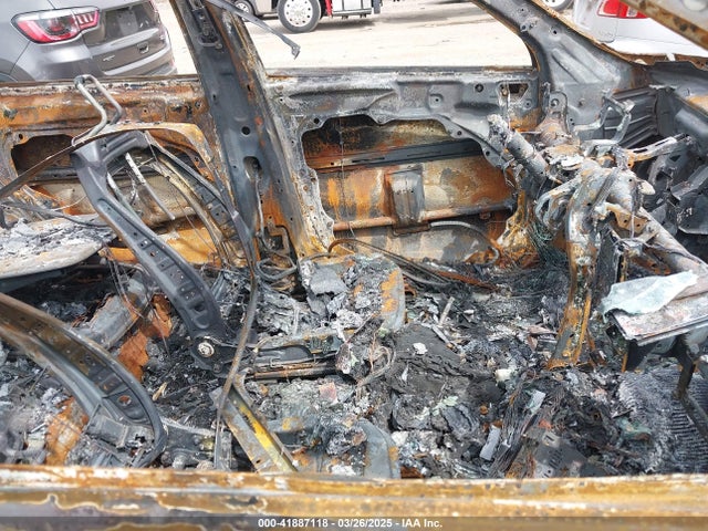 2024 KIA SORENTO 5XYRK4JF5RG253902 Photo 4