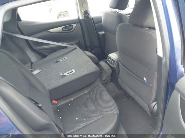 JN1BJ1CR4KW330667 Nissan Rogue Sport S