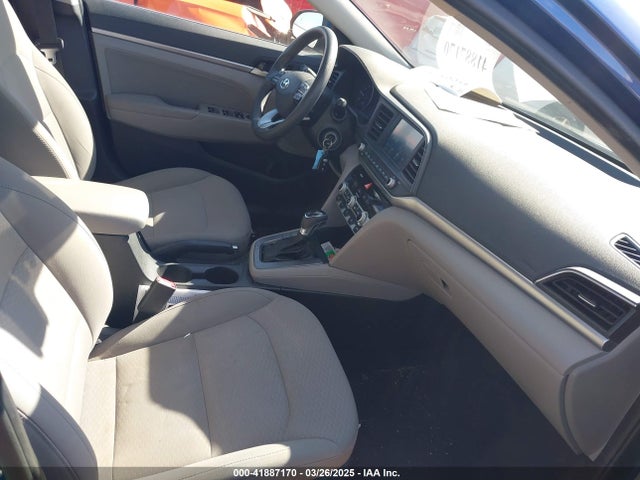 5NPD84LFXLH583556 Hyundai ELANTRA SEL