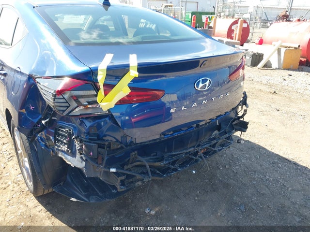 5NPD84LFXLH583556 Hyundai ELANTRA SEL