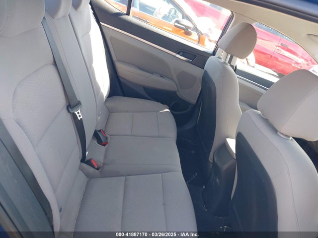 5NPD84LFXLH583556 Hyundai ELANTRA SEL