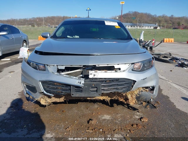 1G1ZD5ST1JF261841 Chevrolet MALIBU LT