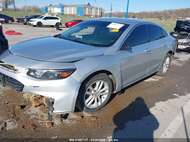 1G1ZD5ST1JF261841 Chevrolet MALIBU LT