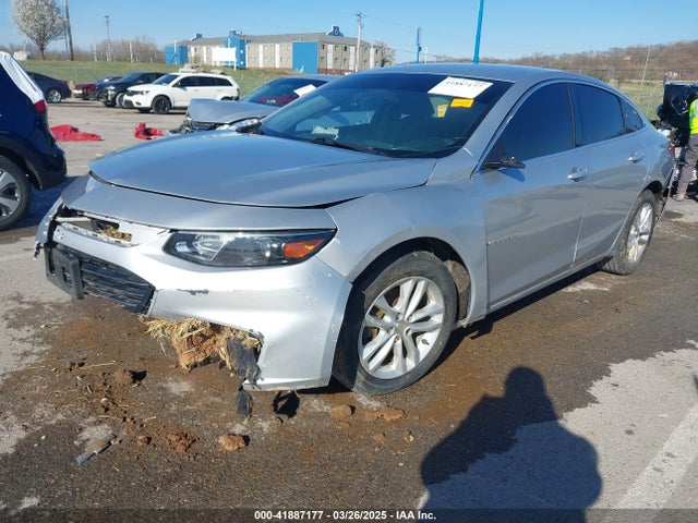 1G1ZD5ST1JF261841 Chevrolet MALIBU LT